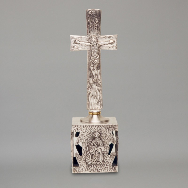 Standing crucifix 5828  - 1