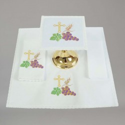 Embroidered Altar Linen set 7627  - 1