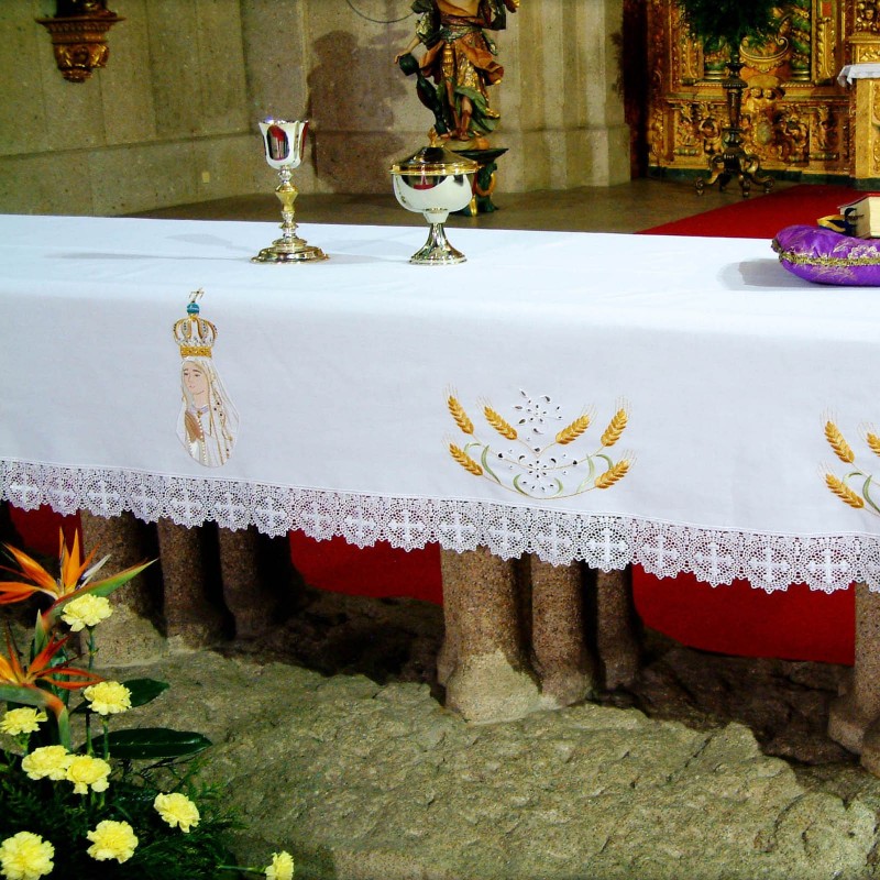 Marian Altar Cloth 8776  - 2