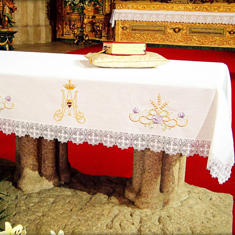 Marian Altar Cloth 8778  - 2
